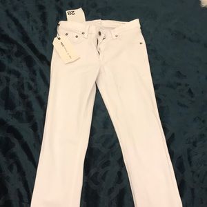 Rag and bone white jeans size 28